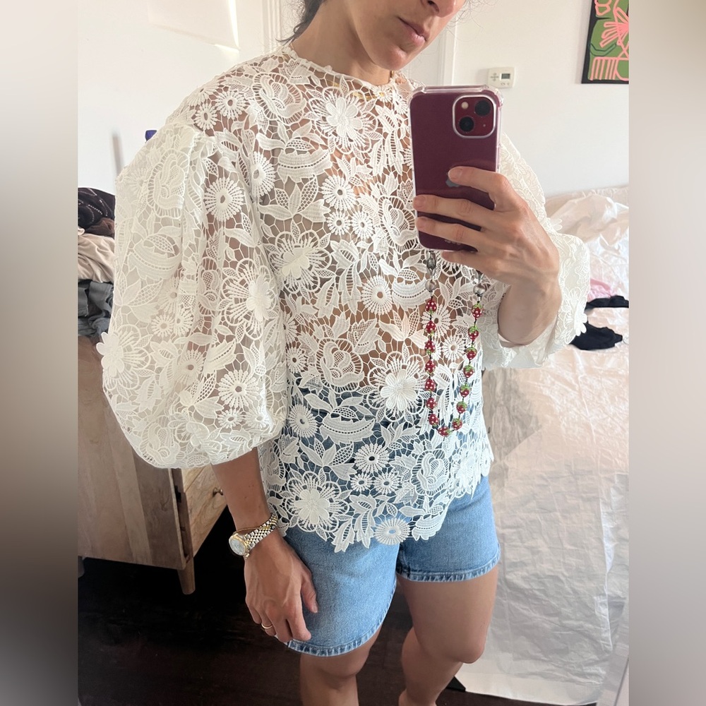 Carolina Herrera Puff Sleeve Guipure Lace Blouse